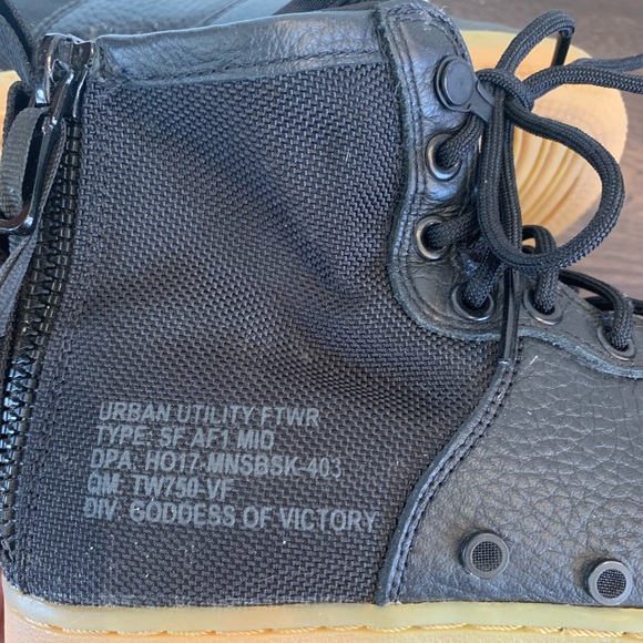 Nike Air High Tops - Picture 5 of 8